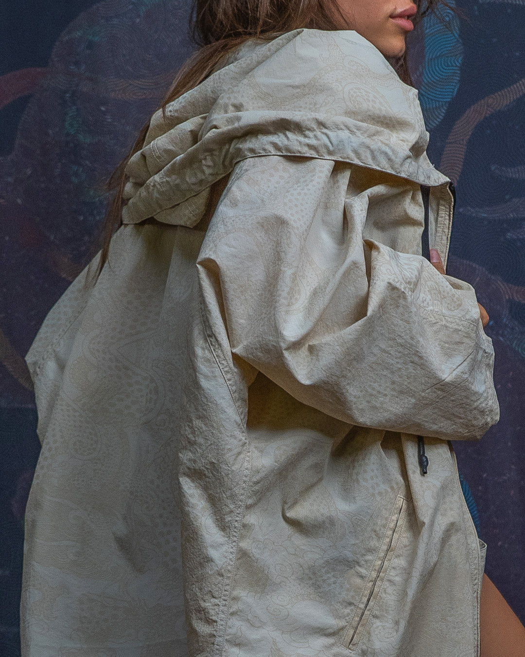 Wind Breaker Hoodie / Nylon Screenprint - Cream DRAGONS